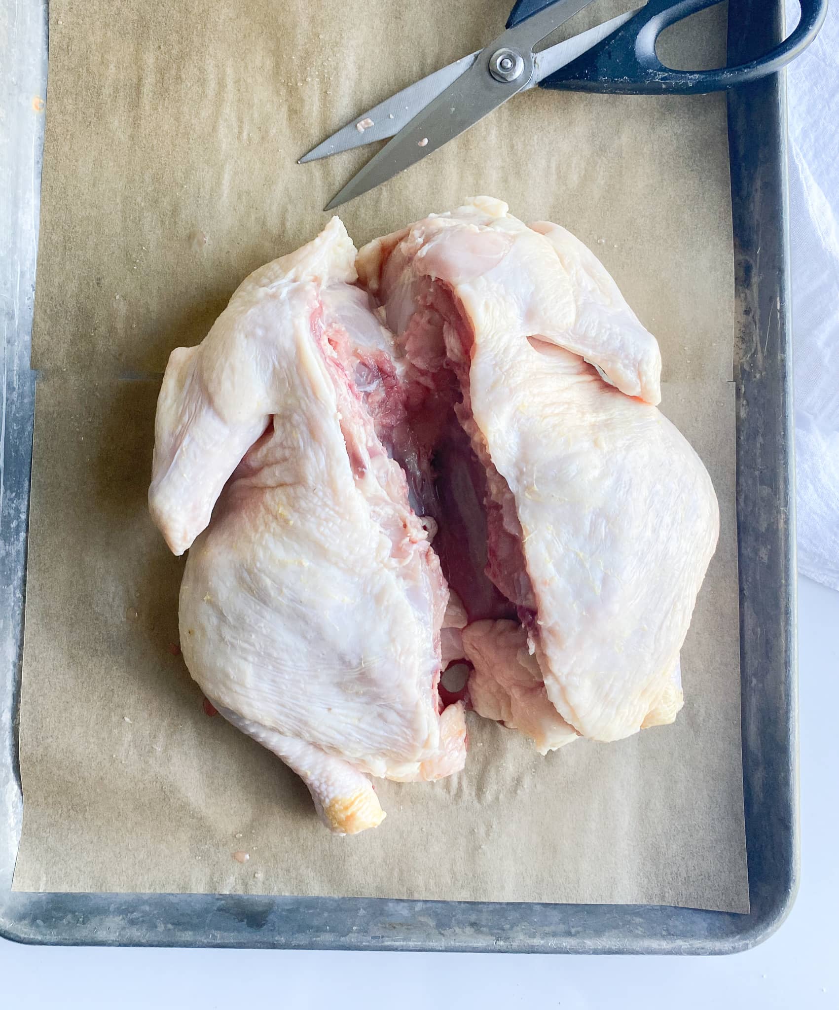 Spatchcock Chicken, birds, chicken meat, 3 birds, 1 probe. Very  impressive @bitemebbq! 🤩 Share your #MEATER cooks with us too and use the  #MEATERmade hashtag!, By MEATER